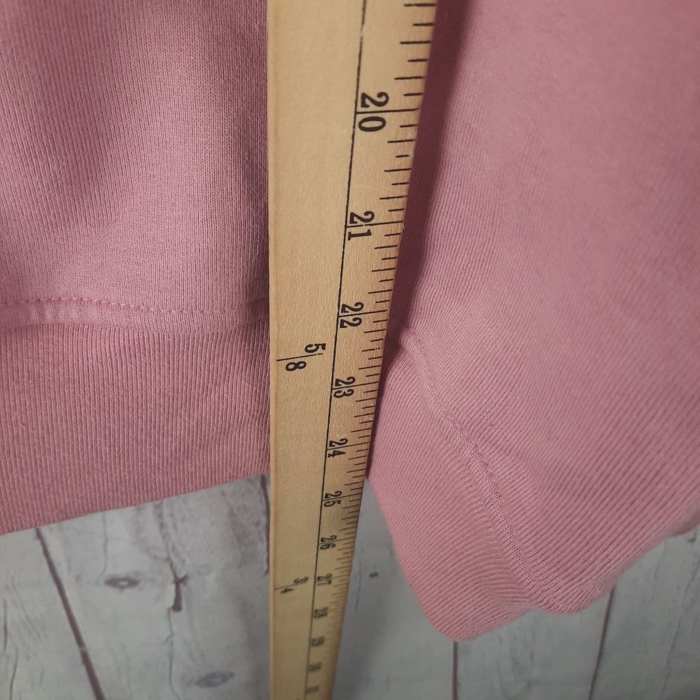 Vintage Hasting & Smith Pink Christmas Embroidered Sweatshirt - Picture 6 of 13